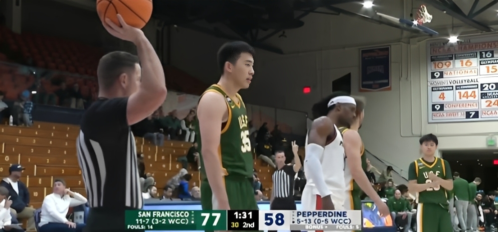 天博官网-生涯之夜💥王俊杰14中10砍27分&amp;轰7记三分 赵维伦3助王俊杰建功